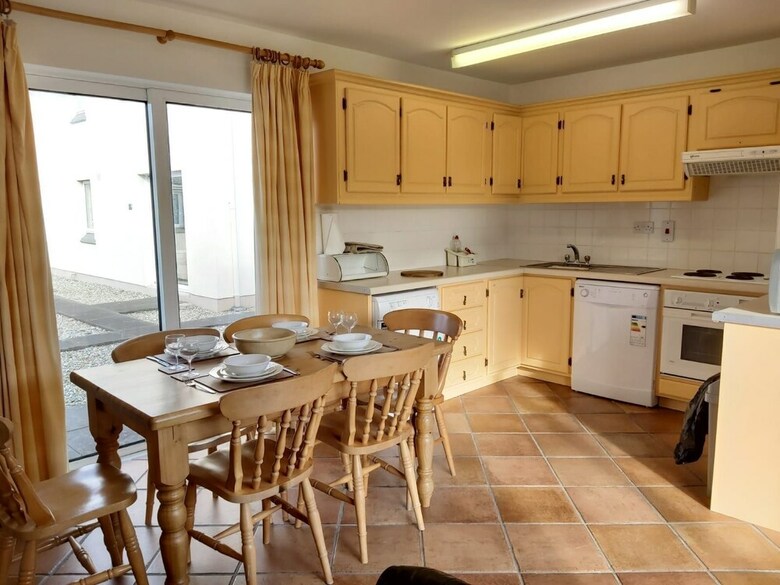 No 3 Ballyconneely Cottage, Aillebrack