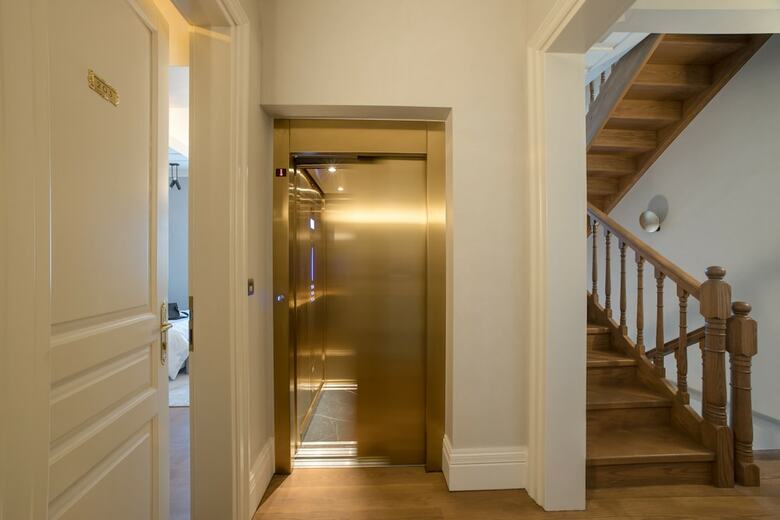 Castellano Hotel & Suites