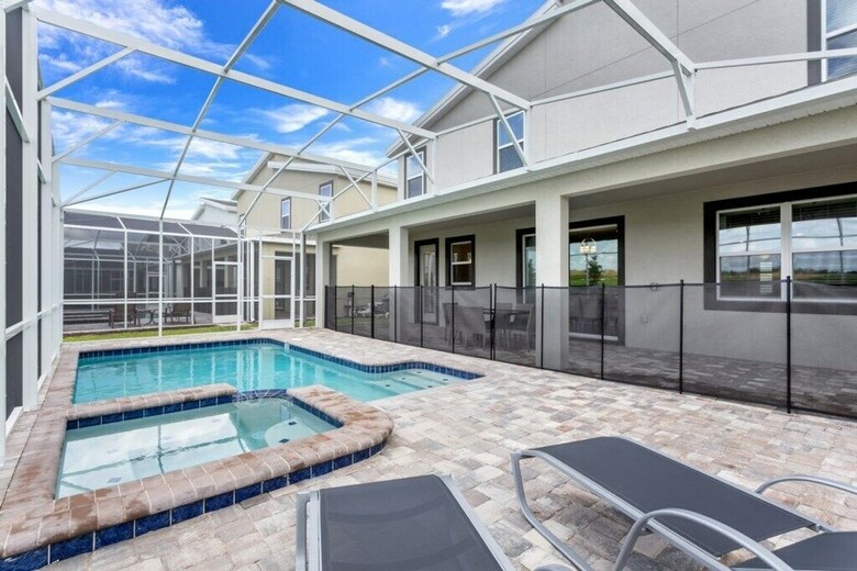 Beautiful 9bd Pool Hm, Game Champions Gate-701pbd