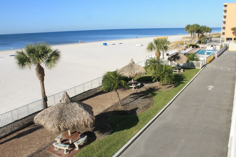 Apartamentos Sea Breeze 201