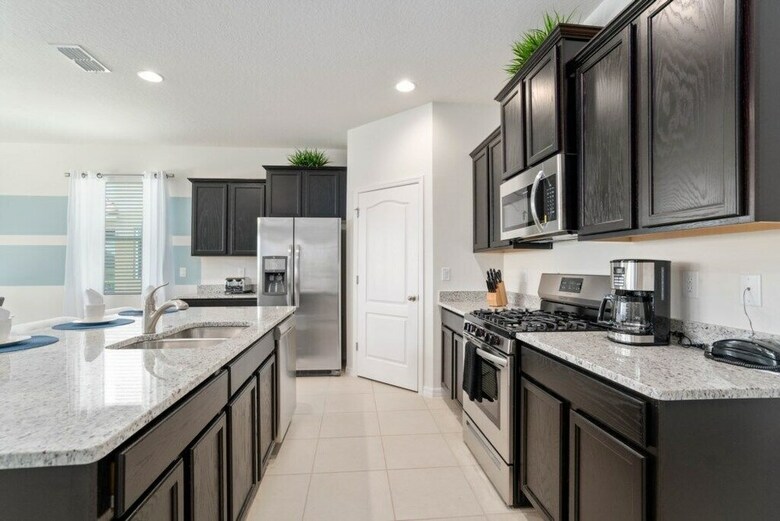 Lovely 5 Bed Pool Hm - Solterra-6082bod