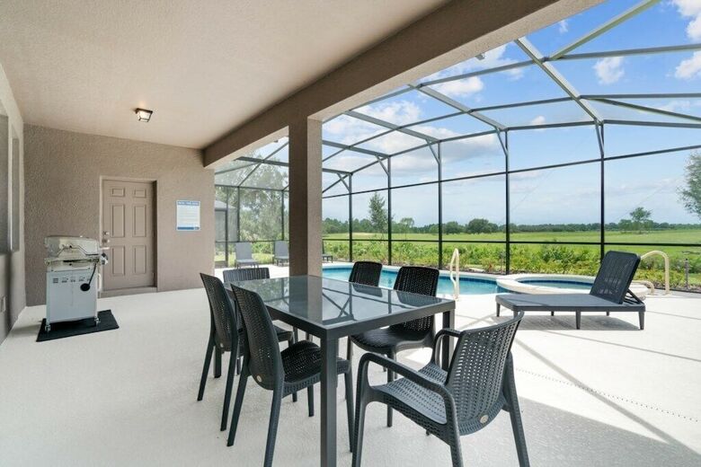 Lovely 5 Bed Pool Hm - Solterra-6082bod