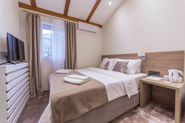 Hotel M House Belgrade