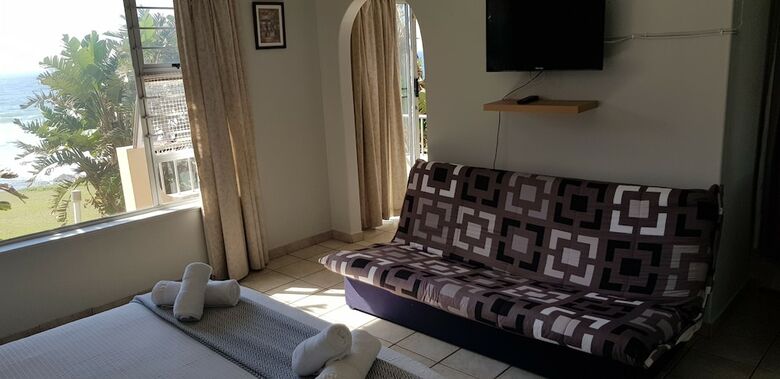 Hotel Dolphin Coast Guesthouse