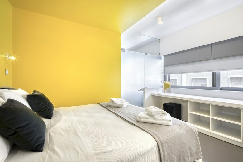 Apartamentos Athens Color Cube
