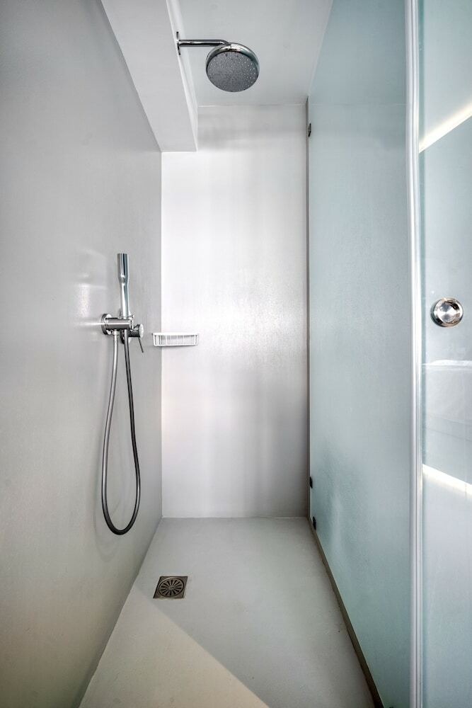 Apartamentos Athens Color Cube
