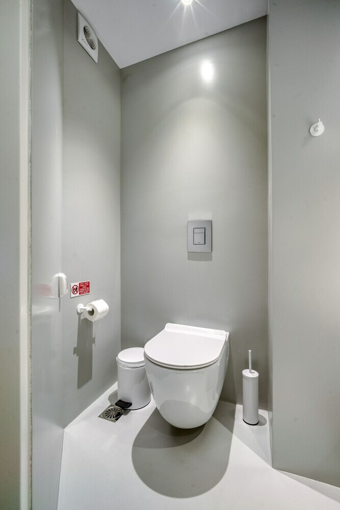 Apartamentos Athens Color Cube