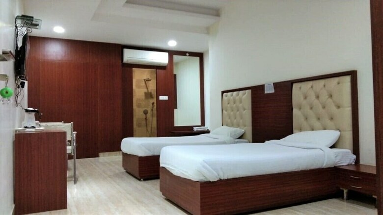Hotel Mastana Palace