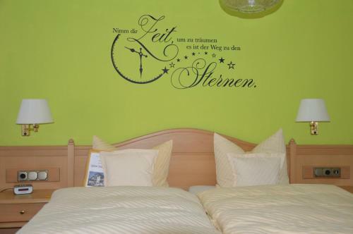 Hostal Hotel-caf� Z�schener Bauernstuben Garni