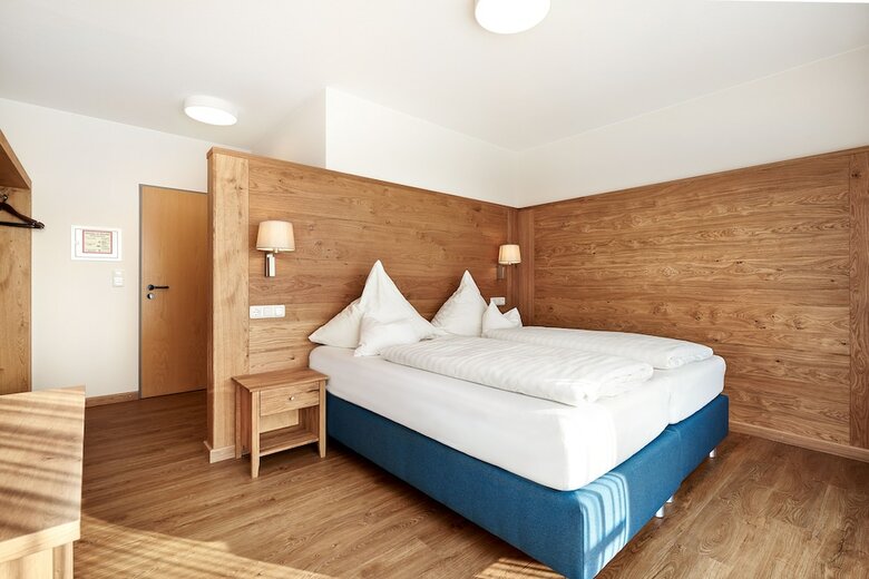 Hostal Gasthof Zur Rose