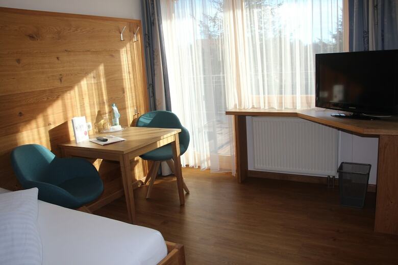 Hostal Gasthof Zur Rose