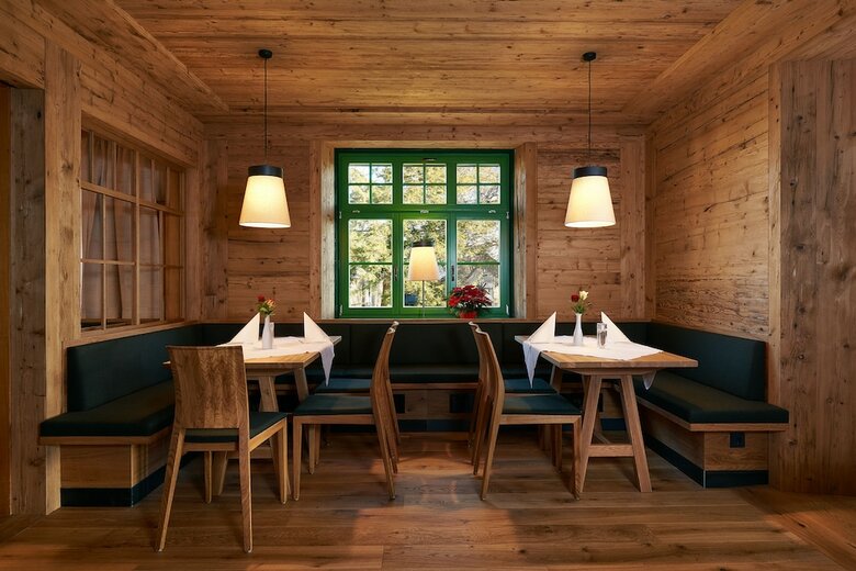 Hostal Gasthof Zur Rose