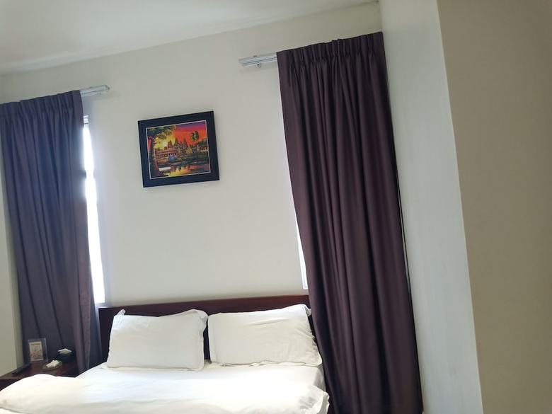 Golden Port Hotel