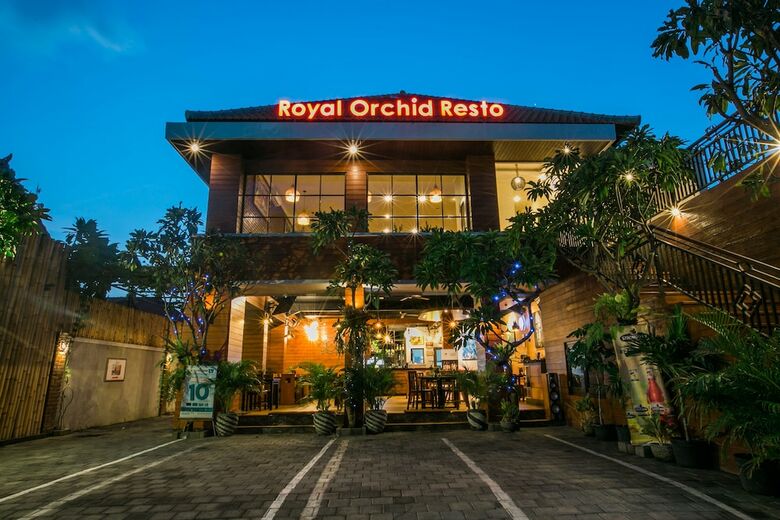 Hotel Royal Orchid Lodge