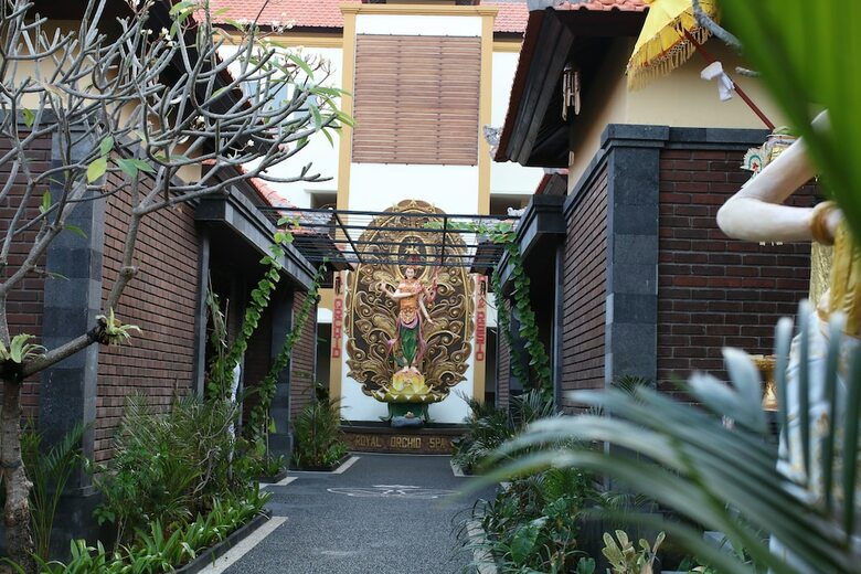 Hotel Royal Orchid Lodge