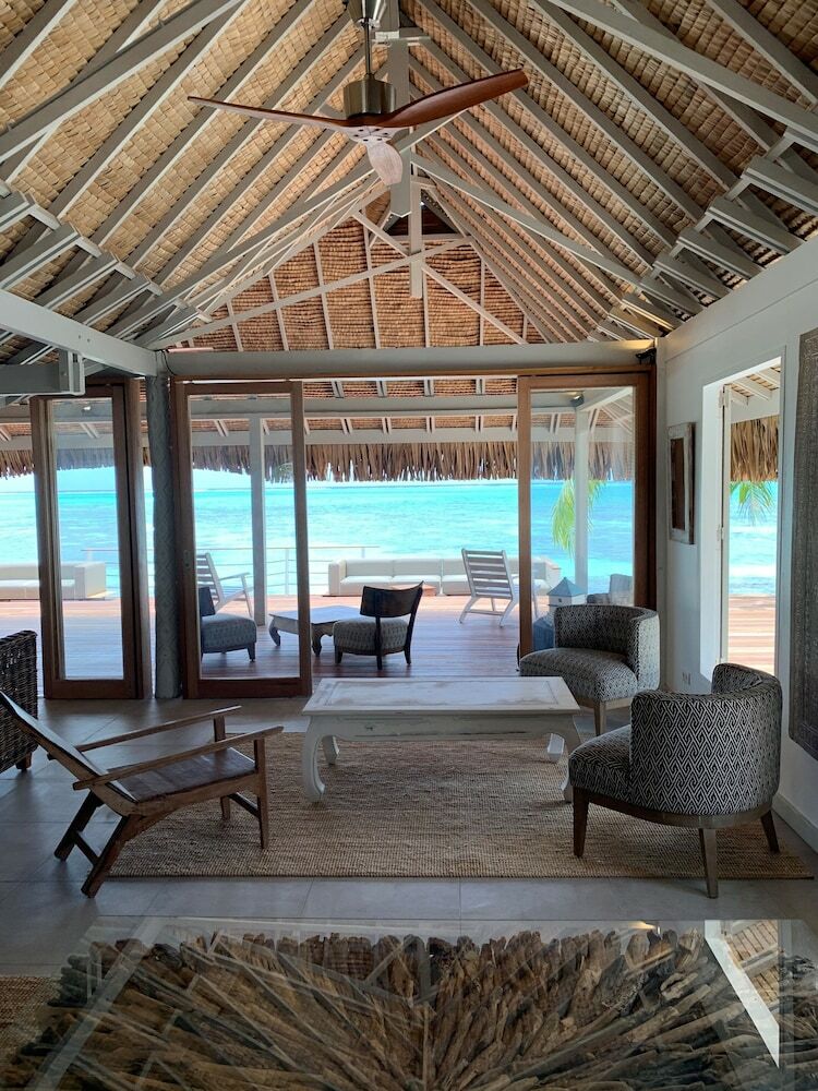Hotel Moorea Island Beach