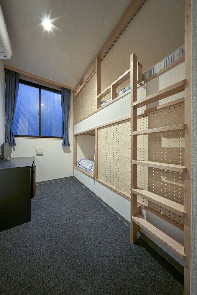 Hotel Hostel Takeyado