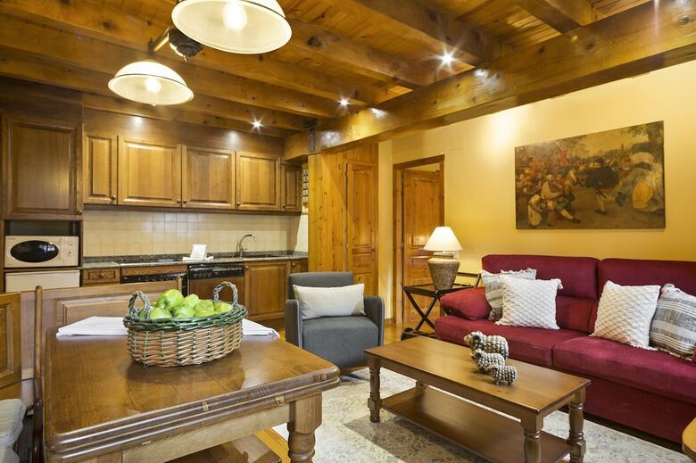 Luderna - Apartamento Con Jard�n Pleta de Arties Montardo
