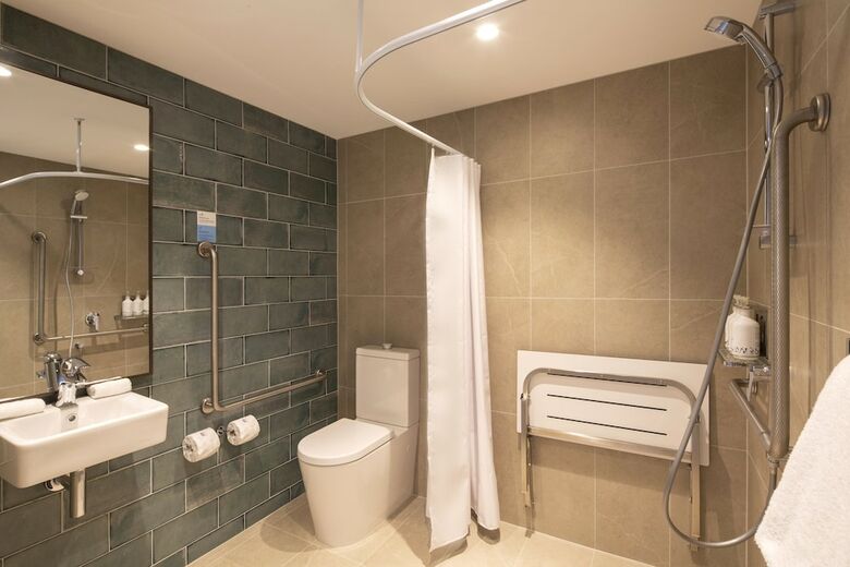 Hotel Holiday Inn Express And Suites Queenstown