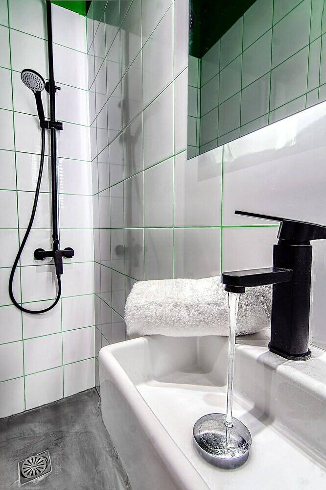 Apartamentos Modern And Stylish Renovated Flat, Next To Metro