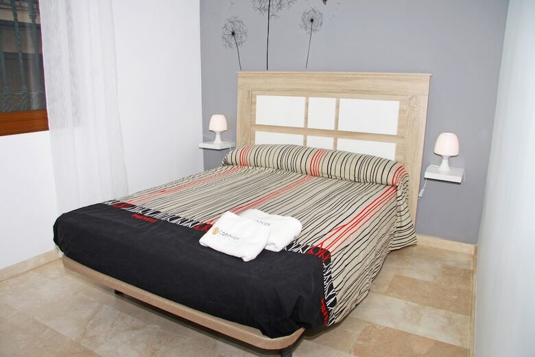 Apartamento Puerta Real Canovas