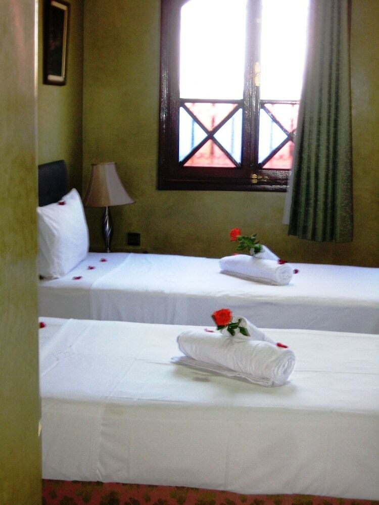 Hotel Riad Douirtna