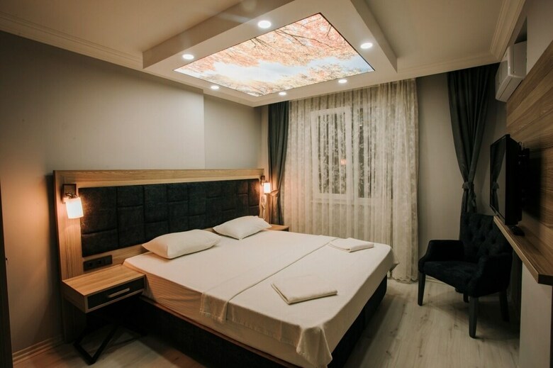 Hotel Arezzo Deluxe Otel