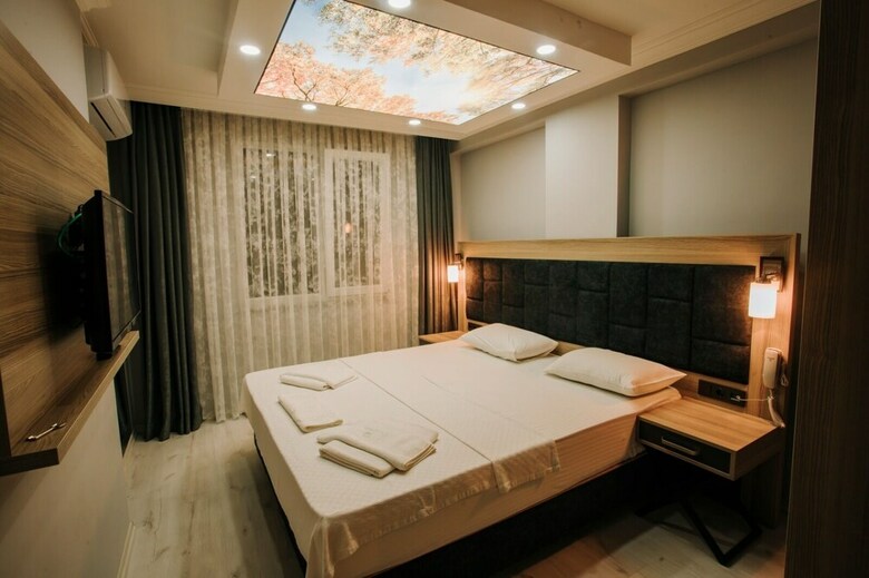 Hotel Arezzo Deluxe Otel