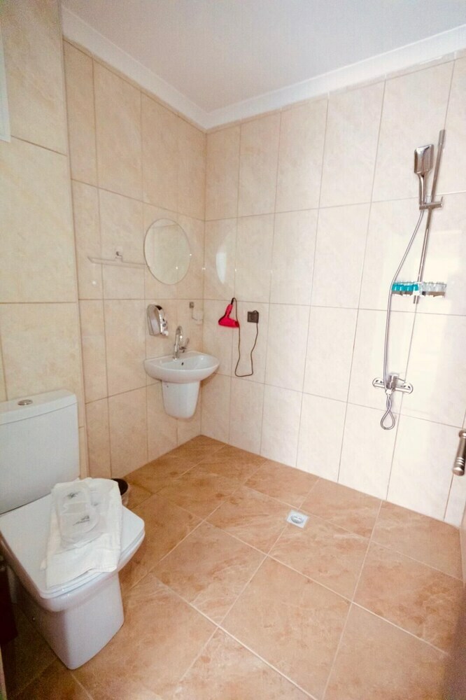 Hotel Arezzo Deluxe Otel
