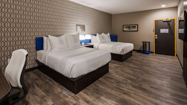 Hotel Glo Best Western Tulsa East Route 66