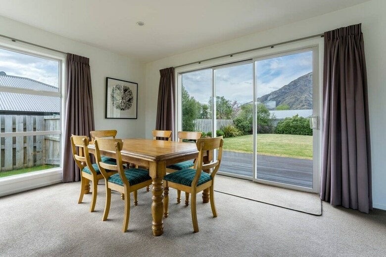 Light And Bright Large Family Home