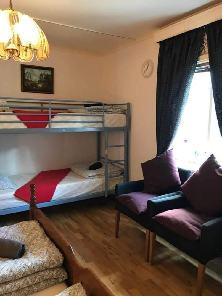 Hotel Guest House Karm�y