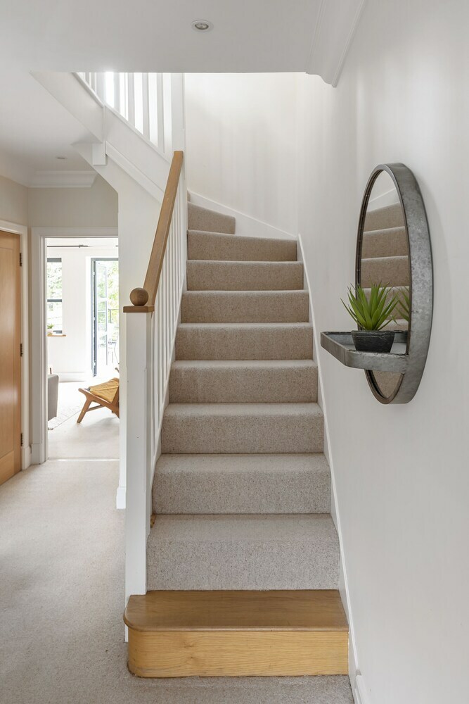 Riverside Home With Private Parking