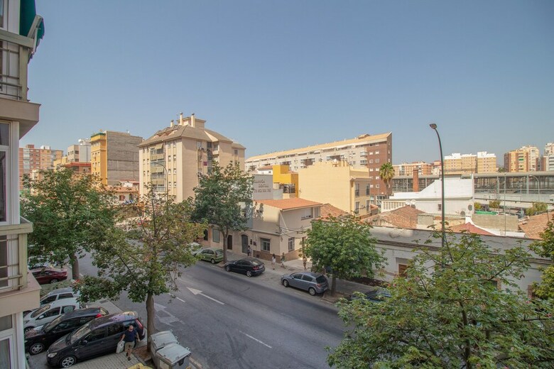 Two Bedroom Apartment M�laga Train Station