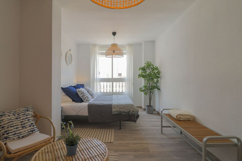 Sunny Terrace Apartment, Old Town Views