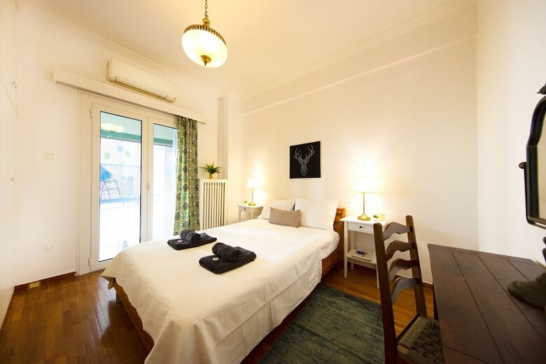 Apartamentos Your Home Under  Acropolis Central& Safe