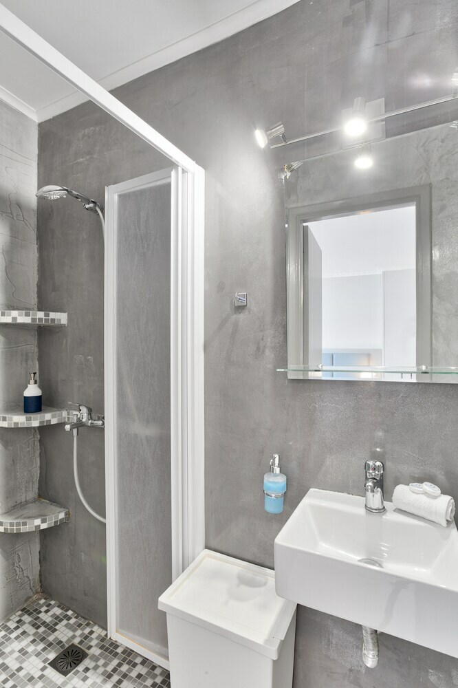 Apartamentos Chic Modern Seaside Oasis -sunny Piraeus