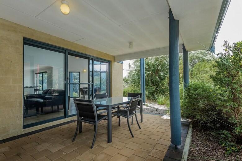 Banksia At Cosy Corner