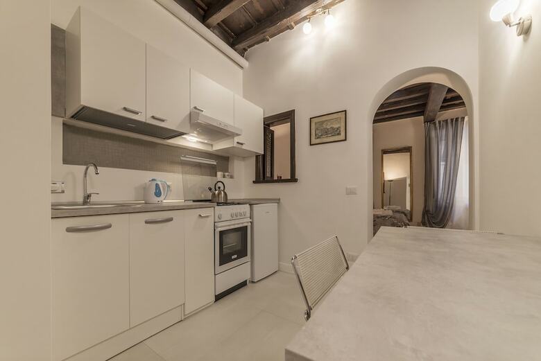 Fori Imperiali Elegant Apartment