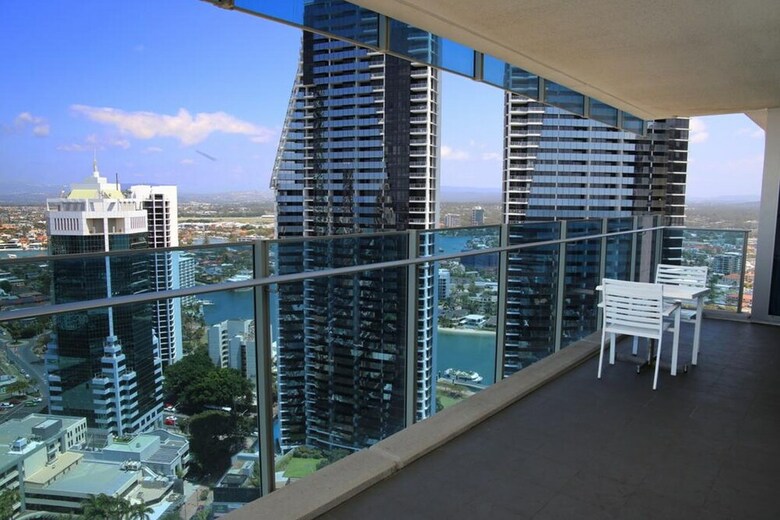 Apartamentos Pelicanstay Surfer Paradise Condo Hotel