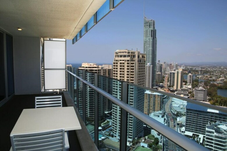 Apartamentos Pelicanstay Surfer Paradise Condo Hotel