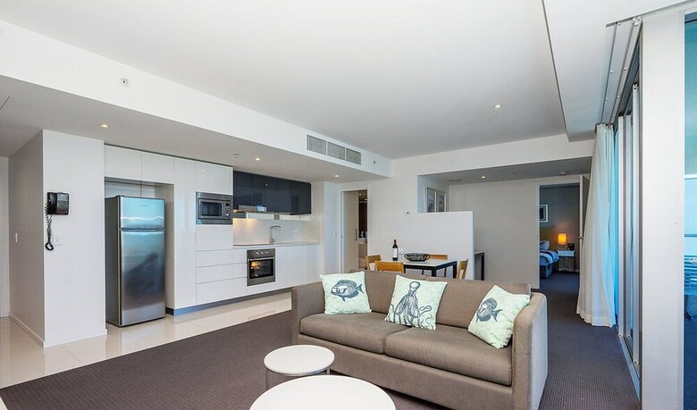 Apartamentos Pelicanstay Surfer Paradise Condo Hotel