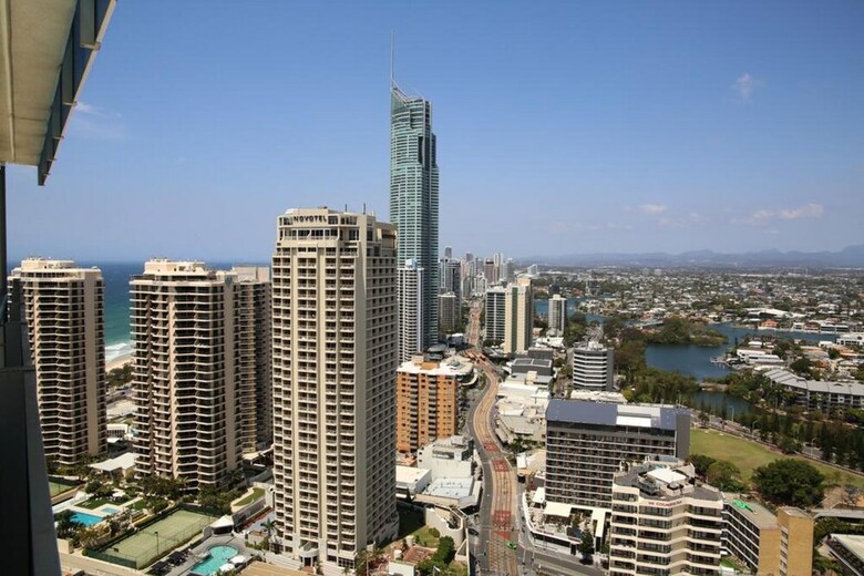Apartamentos Pelicanstay Surfer Paradise Condo Hotel