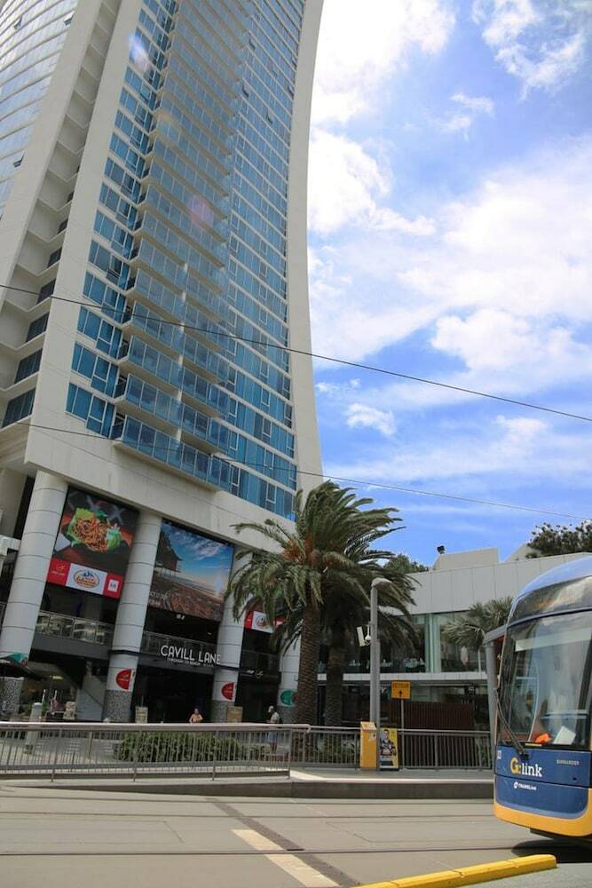 Apartamentos Pelicanstay Surfer Paradise Condo Hotel