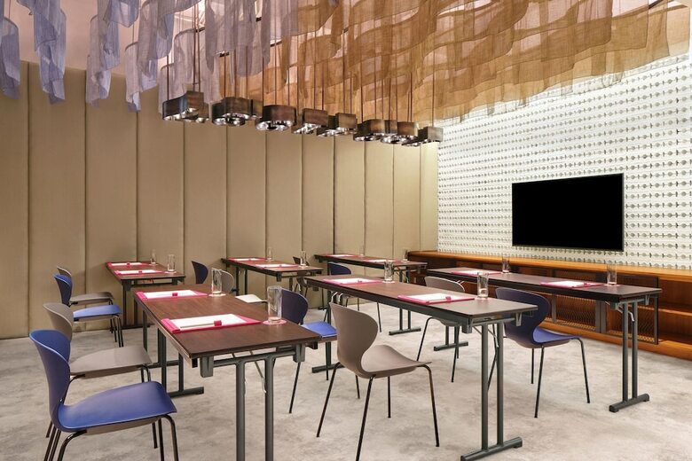 Hotel Aloft Bali Seminyak
