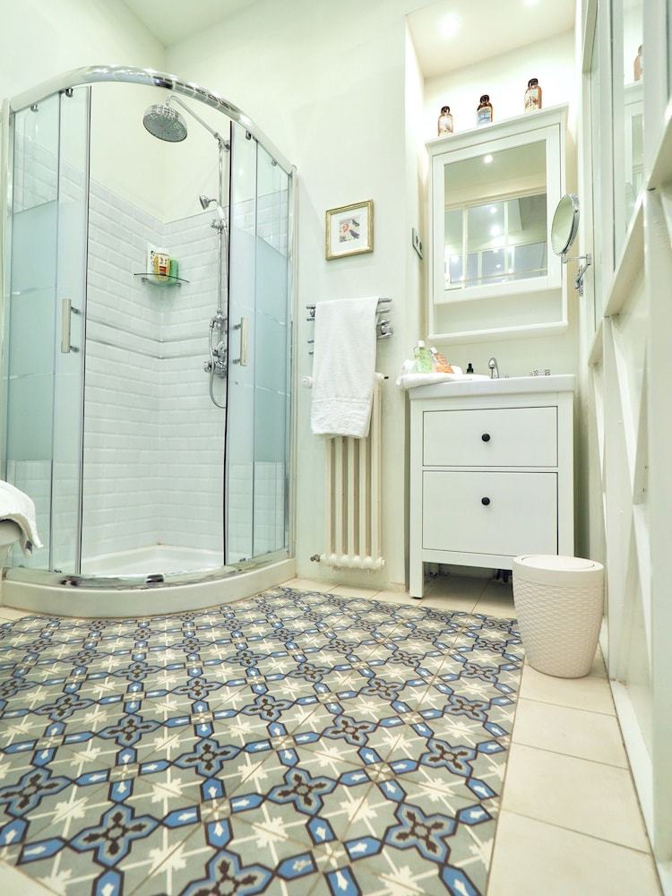 Apartamentos Les Anges 1 - Deluxe Suite - Avignon