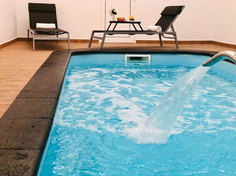 Nazaret Suite Apartment With Heated Private Pool