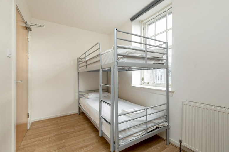 Silver Lining - Grassmarket Apartments
