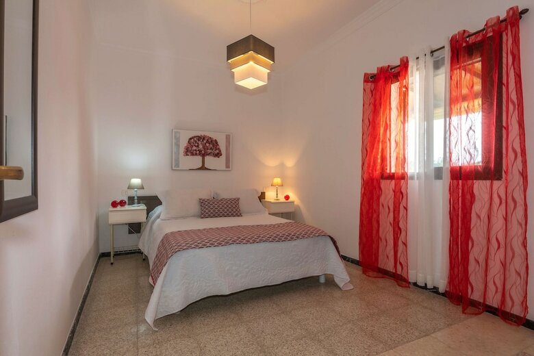 Casa de Vacaciones Con Piscina Compartida II
