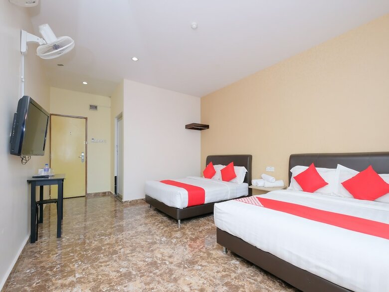 Oyo 89493 Q Hotel Mentakab